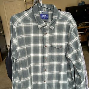 AFTCO men’s large flannel. Green